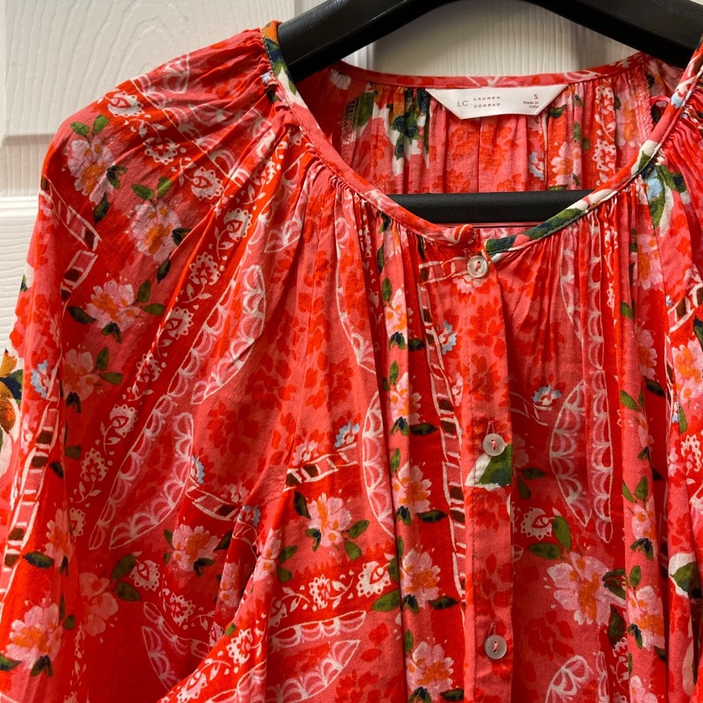 LC Lauren Conrad Size‎ Small Floral Tunic Top Blouse Lightweight Long Sleeve Red